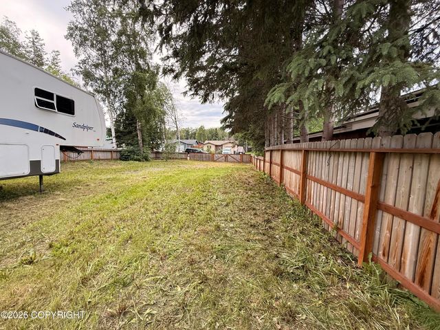 8039 Wilcox Street, Anchorage, AK 99502