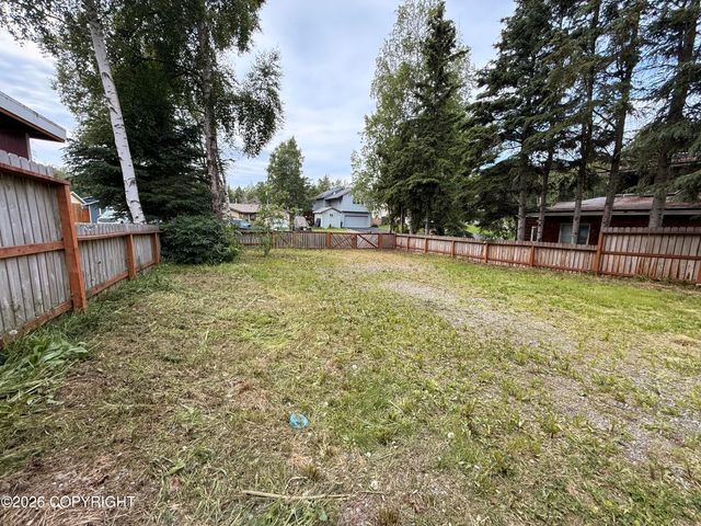 8039 Wilcox Street, Anchorage, AK 99502