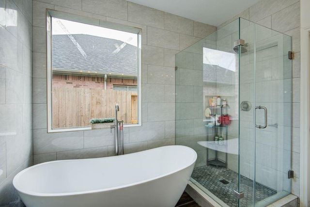 16722 Innisbrook Drive, Houston, TX 77095