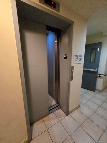 4134 Haight Street 301, Flushing, NY 11355