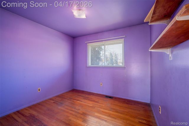 29889 Brown Court, Garden City, MI 48135