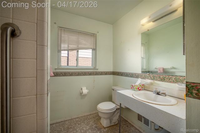 29889 Brown Court, Garden City, MI 48135