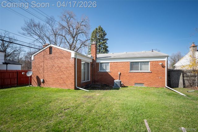29889 Brown Court, Garden City, MI 48135