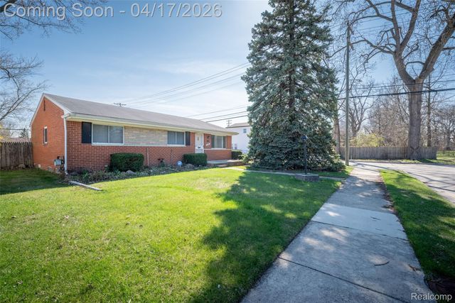 29889 Brown Court, Garden City, MI 48135