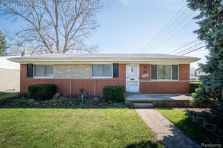 29889 Brown Court, Garden City, MI 48135