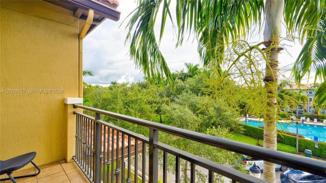 954 SW 147th Avenue 2610, Pembroke Pines, FL 33027