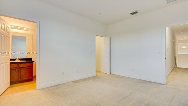 954 SW 147th Avenue 2610, Pembroke Pines, FL 33027