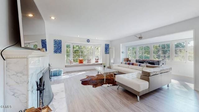 101 S Rockingham Avenue, Los Angeles, CA 90049