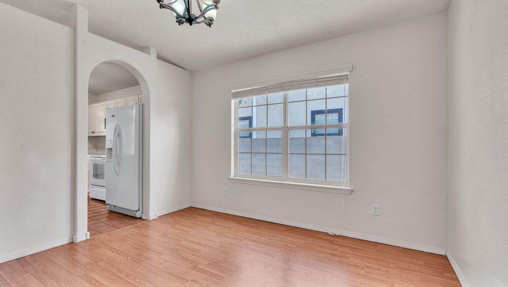 Image 24 of property listing at 11519 Kings Canyon Road SE, Albuquerque, NM 87123