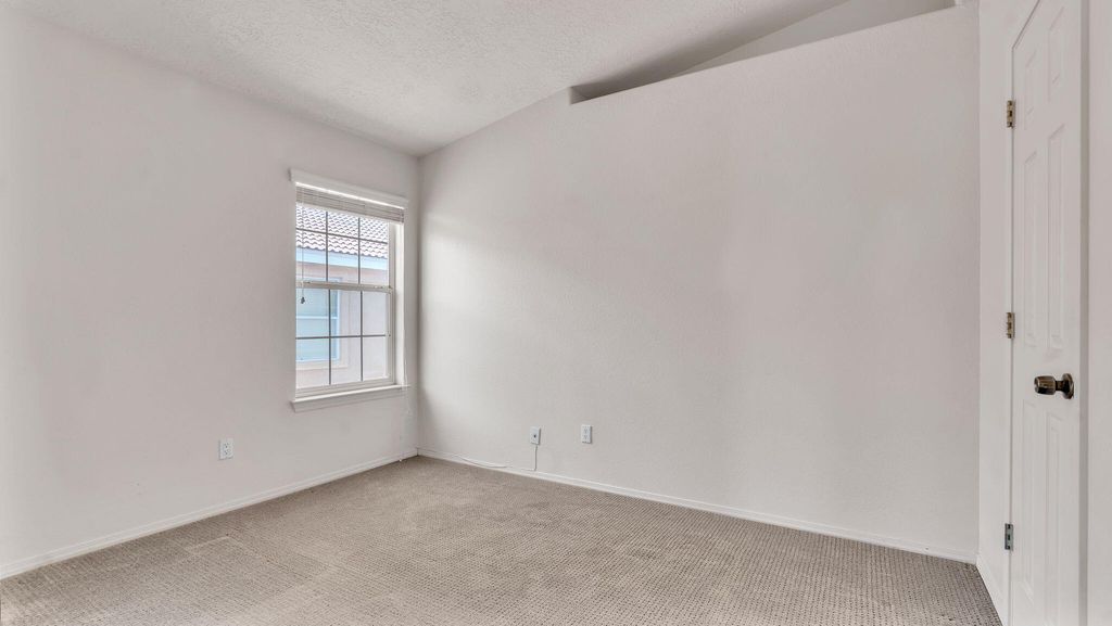 Image 36 of property listing at 11519 Kings Canyon Road SE, Albuquerque, NM 87123