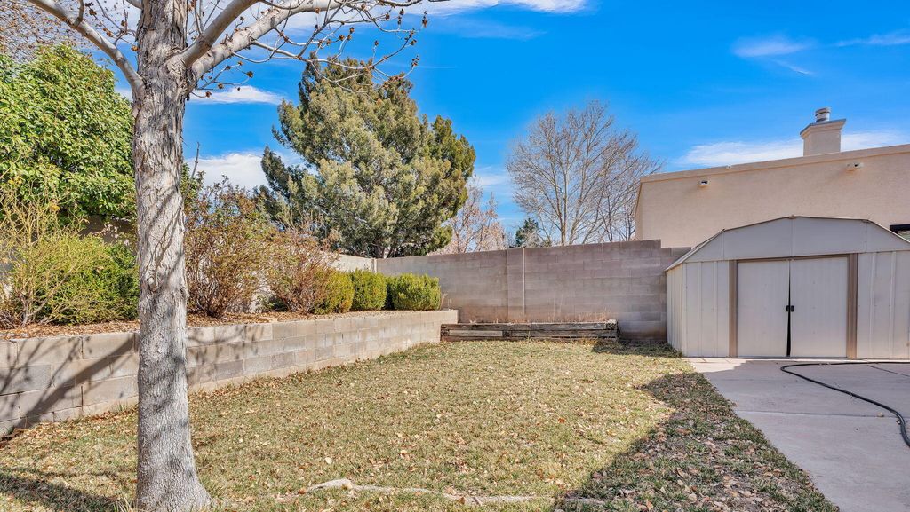Image 42 of property listing at 11519 Kings Canyon Road SE, Albuquerque, NM 87123