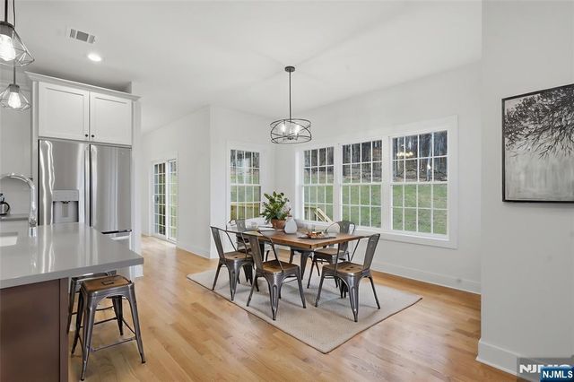 16 McDonald Court, New Windsor, NY 12553