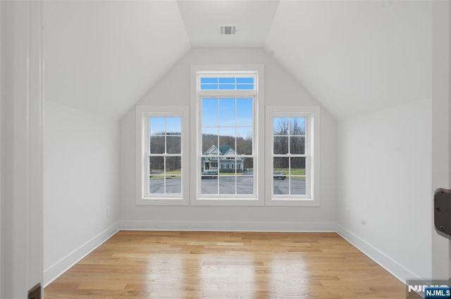 16 McDonald Court, New Windsor, NY 12553