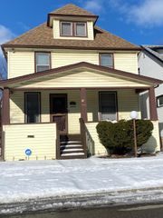 36 Brighton Street, Highland Park, MI 48203