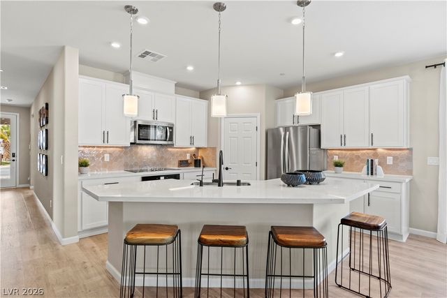 3917 Blooming Orange Avenue, Las Vegas, NV 89141