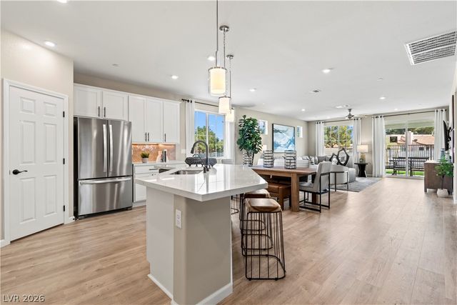 3917 Blooming Orange Avenue, Las Vegas, NV 89141