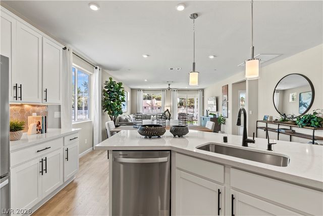 3917 Blooming Orange Avenue, Las Vegas, NV 89141