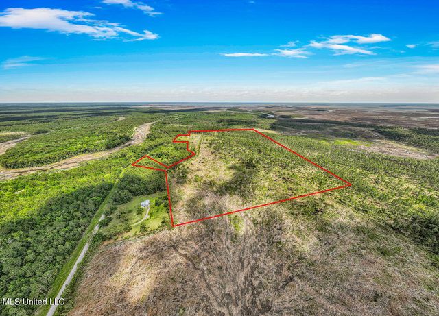 04 Bayou Cumbest Road, Moss Point, MS 39562