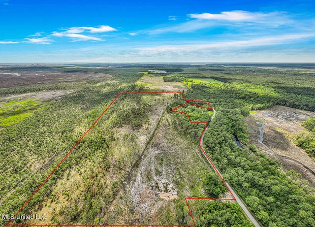 04 Bayou Cumbest Road, Moss Point, MS 39562