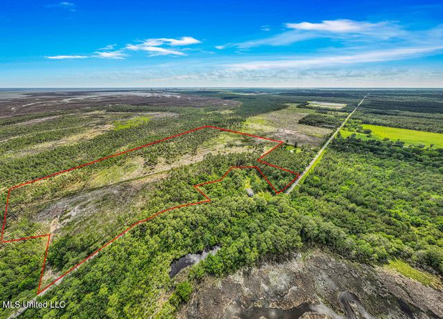 04 Bayou Cumbest Road, Moss Point, MS 39562