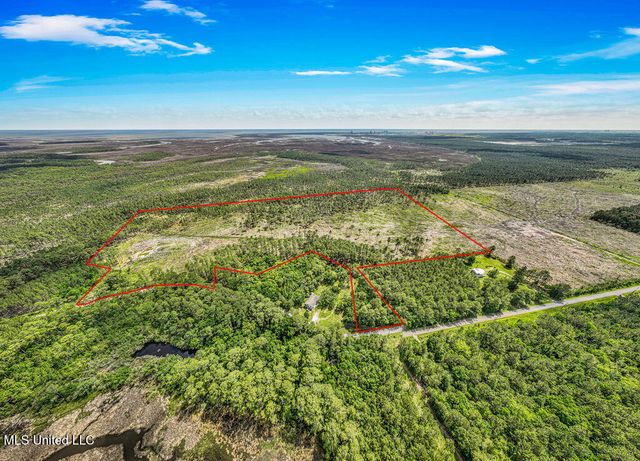 04 Bayou Cumbest Road, Moss Point, MS 39562