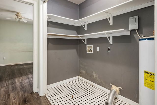 13638 Spring Road, Bentonville, AR 72712