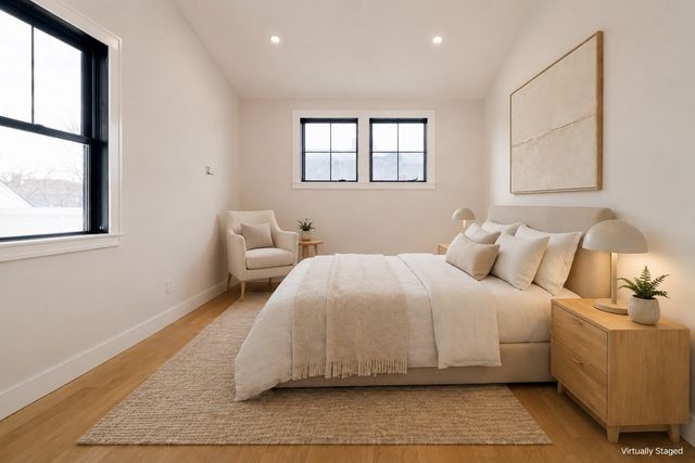 21 South Waverly 21, Boston, MA 02135
