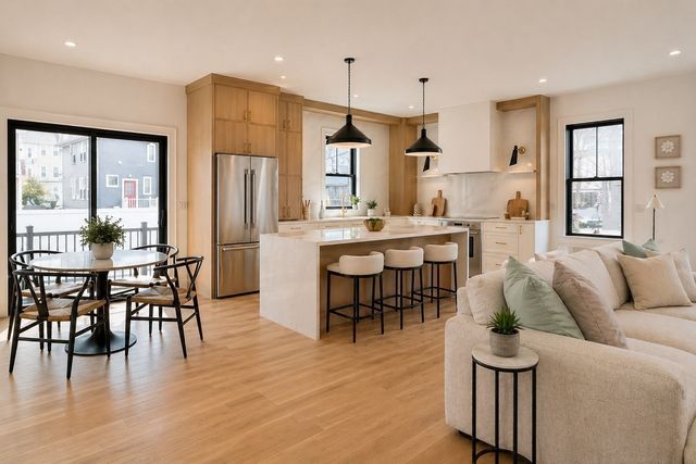 21 South Waverly 21, Boston, MA 02135