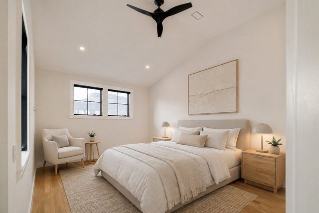21 South Waverly 21, Boston, MA 02135