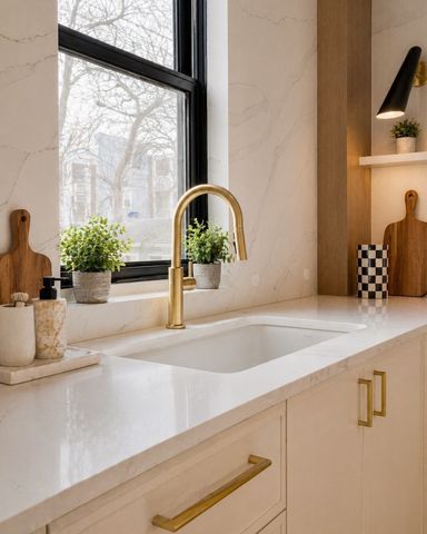 21 South Waverly 21, Boston, MA 02135