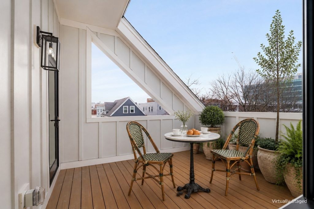21 South Waverly 21, Boston, MA 02135