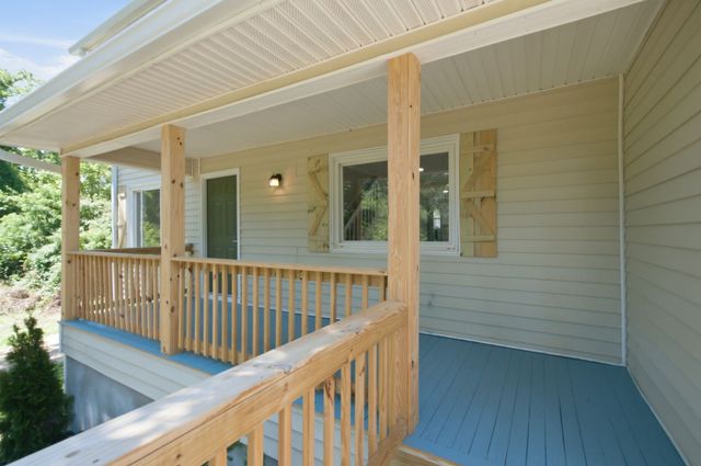 550 Central Ave, White Bluff, TN 37187
