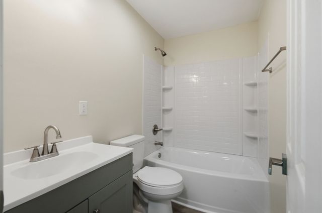 550 Central Ave, White Bluff, TN 37187