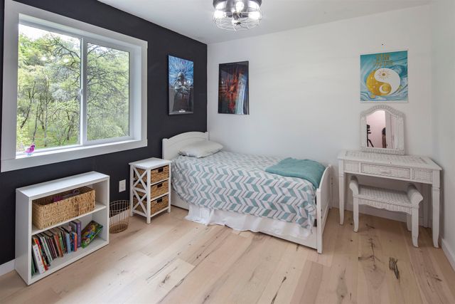 12874 Green Valley Cir, Groveland, CA 95321