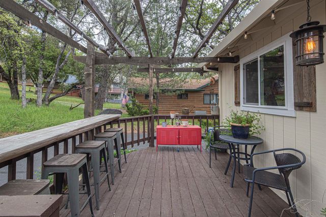 12874 Green Valley Cir, Groveland, CA 95321