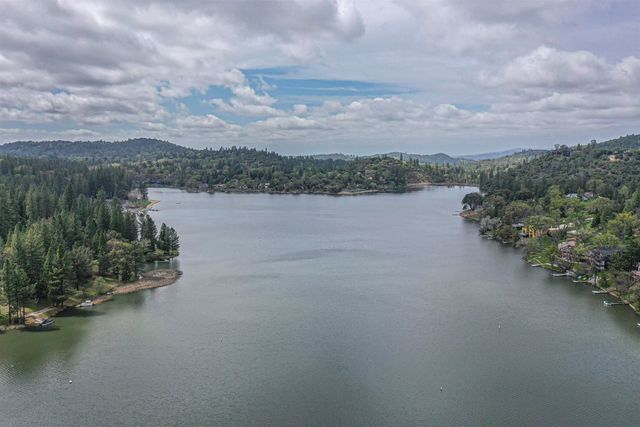 12874 Green Valley Cir, Groveland, CA 95321