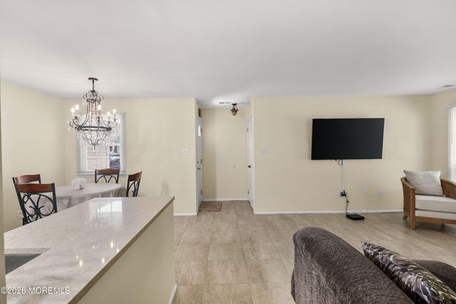 471 Hawthorne Place, Morganville, NJ 07751