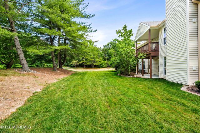471 Hawthorne Place, Morganville, NJ 07751