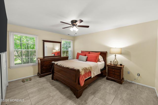 471 Hawthorne Place, Morganville, NJ 07751