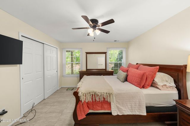 471 Hawthorne Place, Morganville, NJ 07751