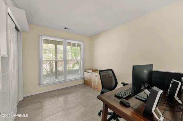 471 Hawthorne Place, Morganville, NJ 07751