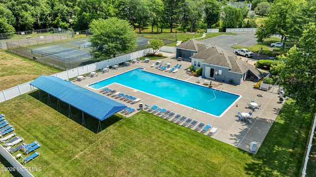 471 Hawthorne Place, Morganville, NJ 07751