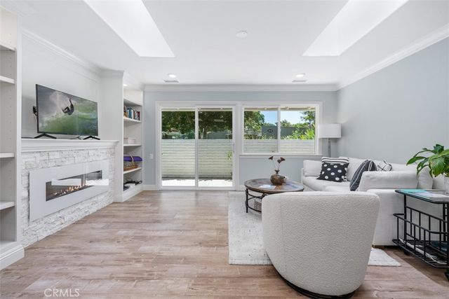 2046 Via Mariposa E P, Laguna Woods, CA 92637