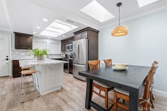 2046 Via Mariposa E P, Laguna Woods, CA 92637