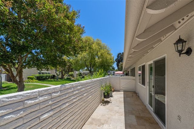 2046 Via Mariposa E P, Laguna Woods, CA 92637