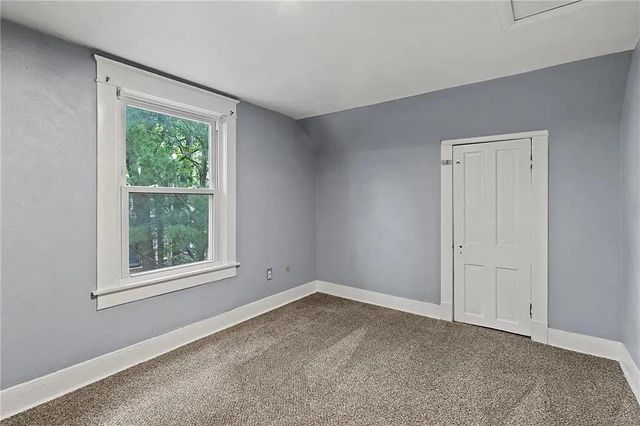 4401 Madison Avenue, Kansas City, MO 64111