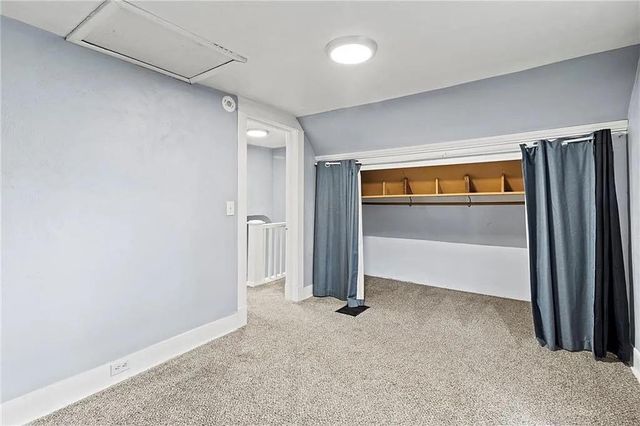 4401 Madison Avenue, Kansas City, MO 64111