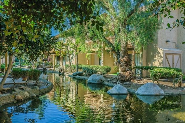 424 Orange Blossom 204, Irvine, CA 92618