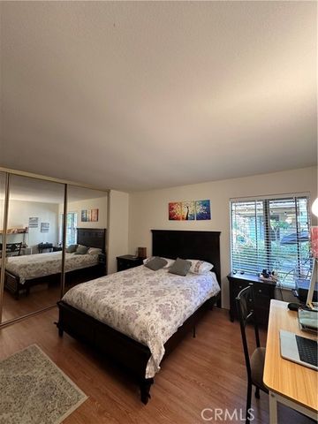 424 Orange Blossom 204, Irvine, CA 92618