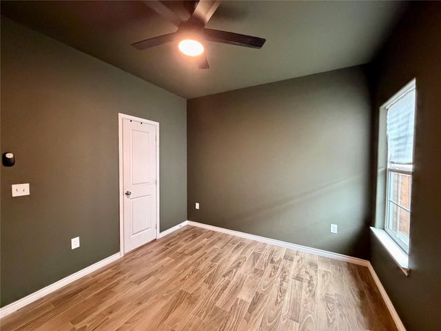 16601 E Ivanhoe, Montgomery, TX 77316